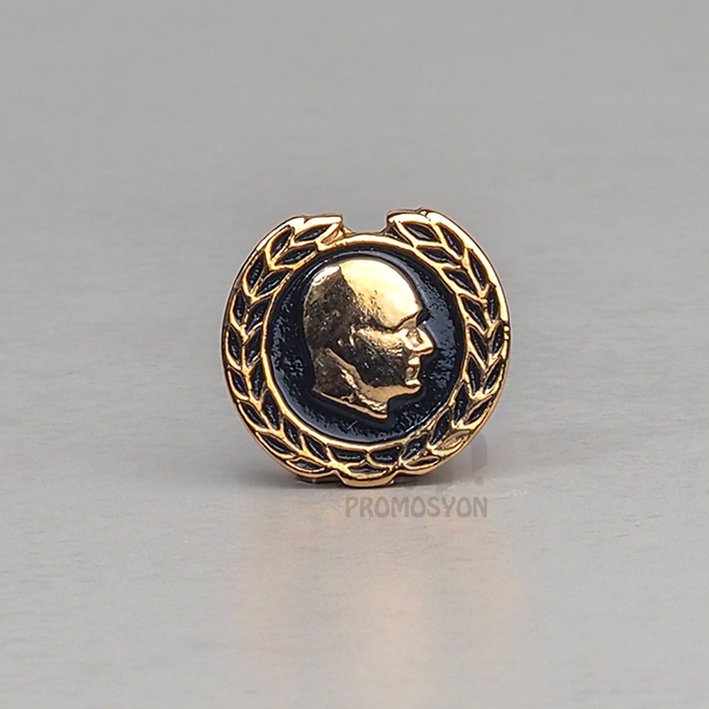 Atatürk ve Bayrak Rozet 17