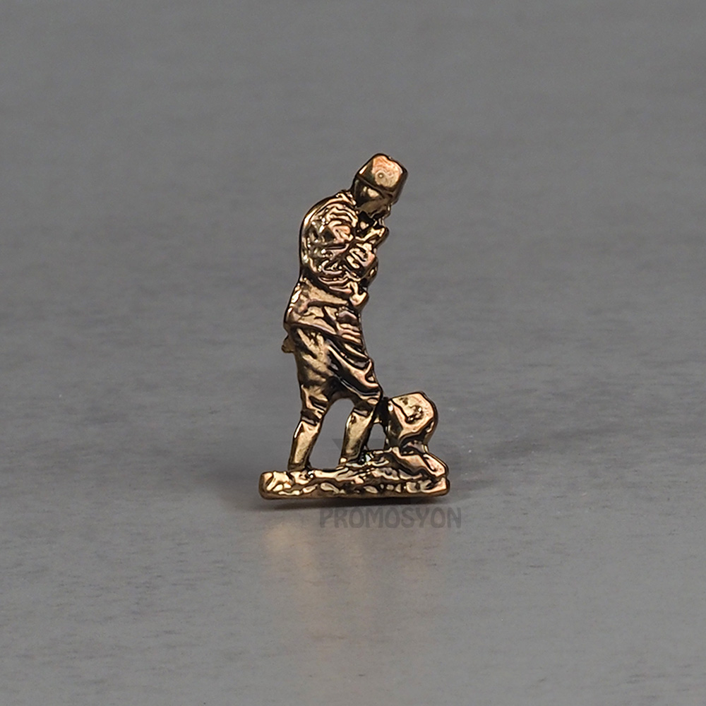 Atatürk ve Bayrak Rozet 23