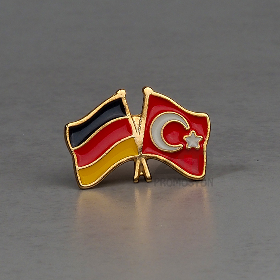 Atatürk ve Bayrak Rozet 32