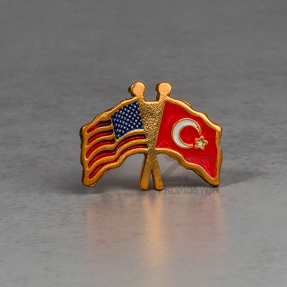 Atatürk ve Bayrak Rozet 36