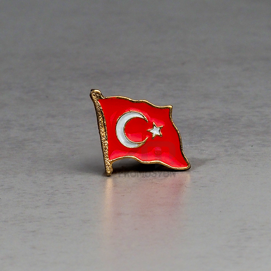 Atatürk ve Bayrak Rozet 51