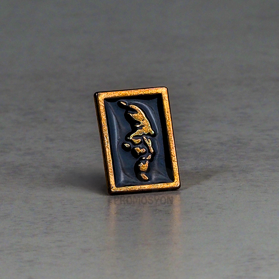 Atatürk ve Bayrak Rozet 54