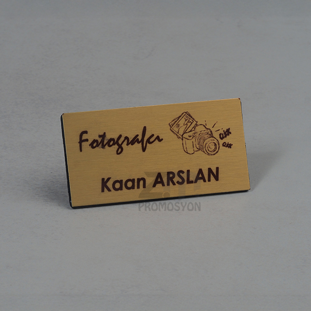 Metal Yaka İsimlik 18